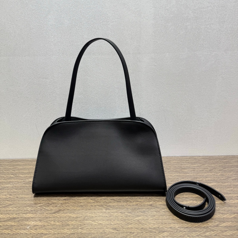 Leatherwork Hardware - 女性用ミニマリストショルダークロスボディハンドバッグ、隠しマグネットバックルとオールスチール製金具、サドルレザー付き