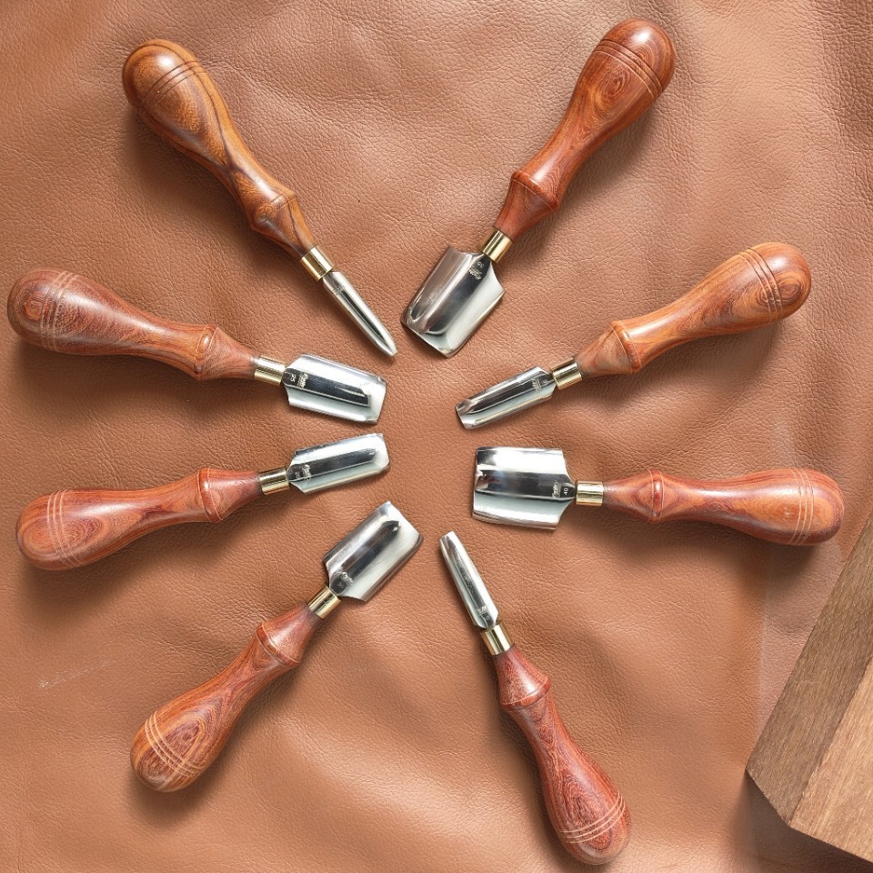手作り革細工用ツール、手押し式丸めナイフ、浅型丸型革裁断カッ - Leatherwork Hand Press のレビューと価格