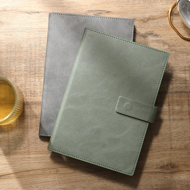 A5 ビジネスノート カラーチェンジPUレザー ジャーナル  - Leather Work Notebook のレビューと価格