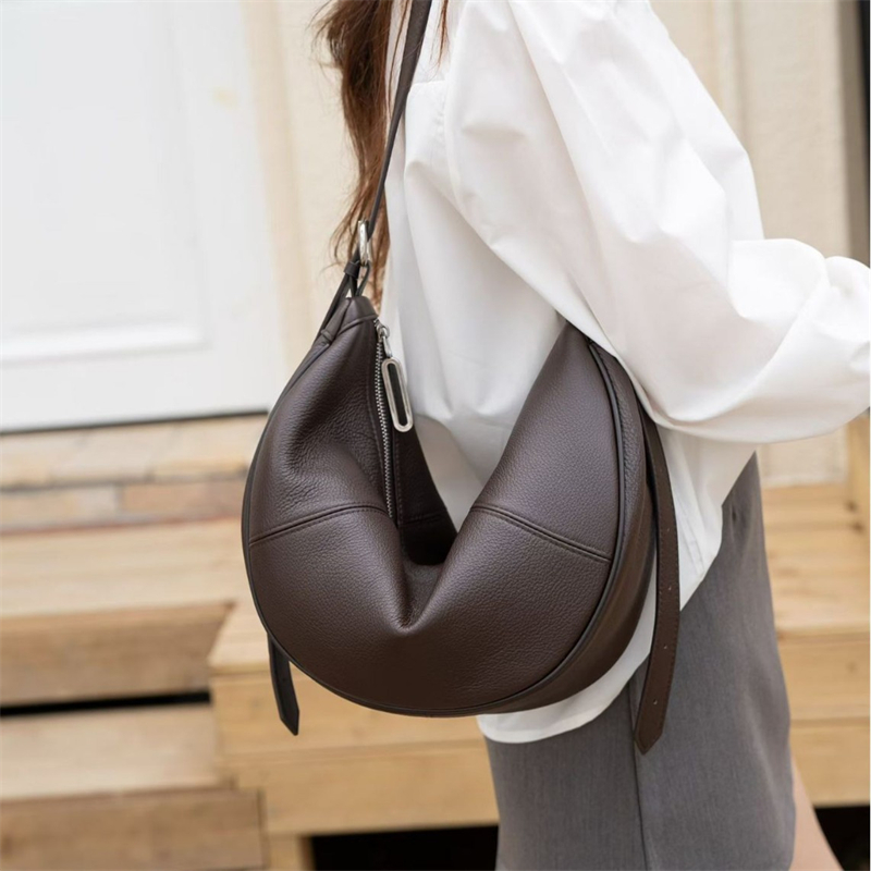 BURMINSA ソフト本革 クレセントホーボーバッグ 女性 - Leatherwork Wallet のレビューと価格